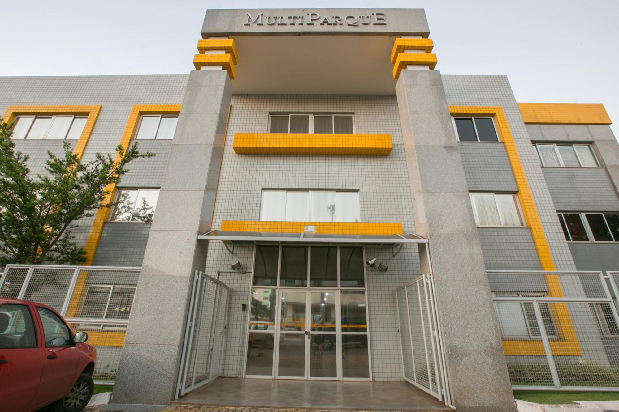 Multiparque Hplus Long Stay Guara  Exteriör bild